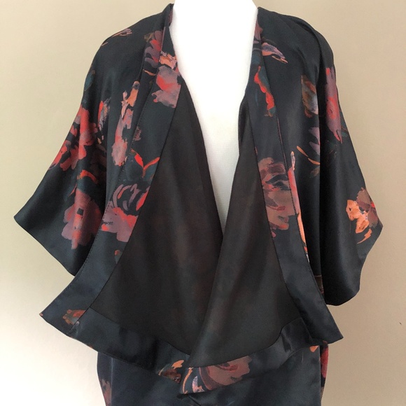 Wrap Short Sleeves Medium  New Day - Picture 3 of 7